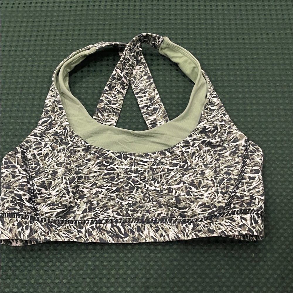 Lululemon bra sports size 6 Patterned Sports Bra Green Lining XS extra small - Picture 2 of 9